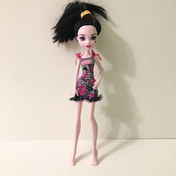 Monster  High Draculaura Emoji Dress Doll - Picture 1 of 16